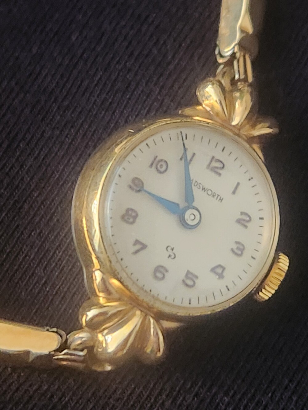 Vintage Wadsworth Ladies Wristwatch Ref 714 - 10K R.G.F. Bezel, Stainless Back,